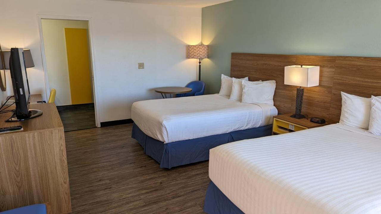 Days Inn By Wyndham Lake Havasu Lake Havasu City Exteriör bild