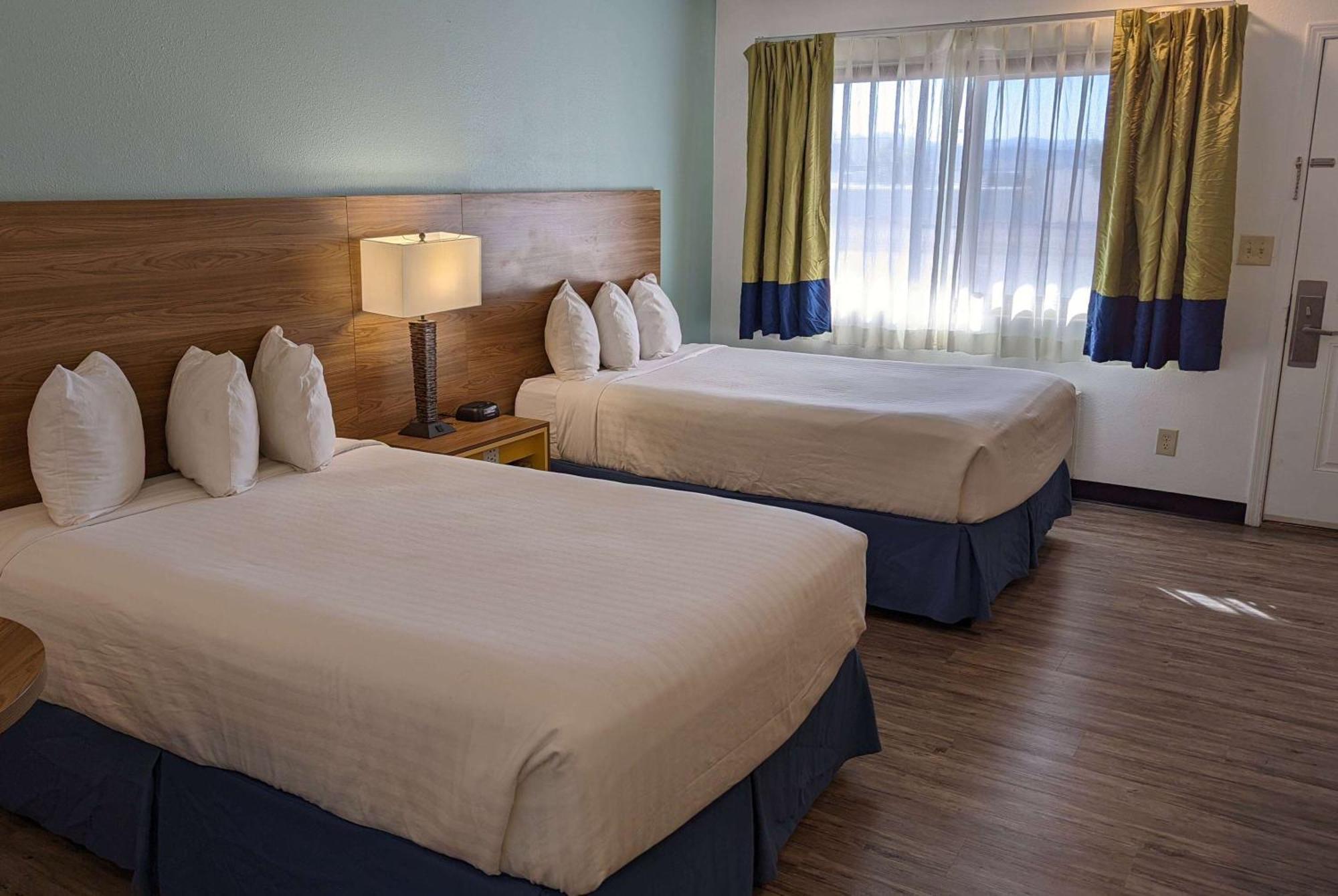 Days Inn By Wyndham Lake Havasu Lake Havasu City Exteriör bild