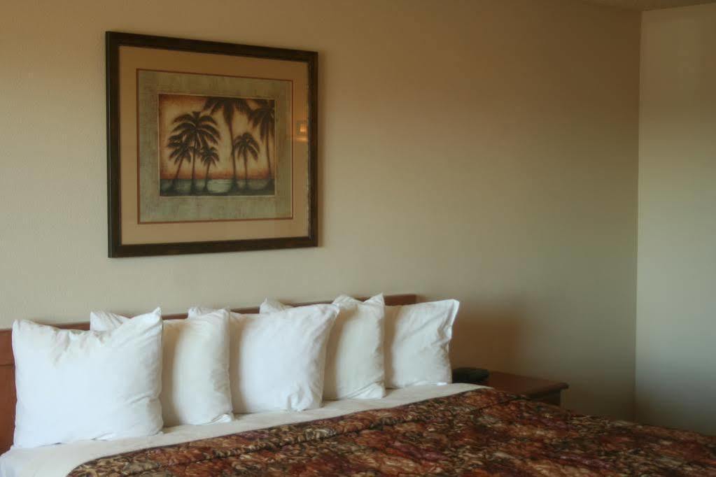Days Inn By Wyndham Lake Havasu Lake Havasu City Exteriör bild